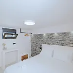 Casa Napais Earth Retreat