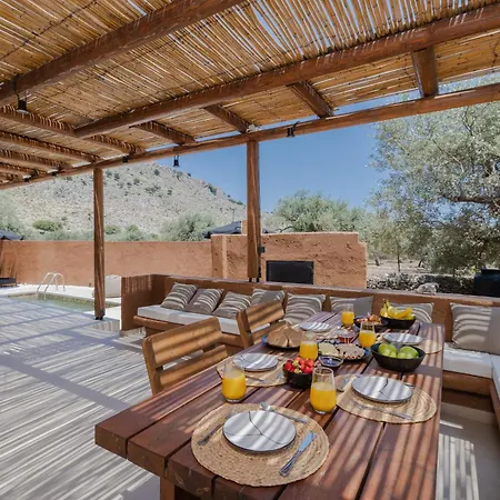 Casa Napais Earth Retreat *