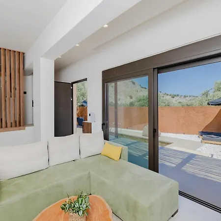 Casa Napais Earth Retreat