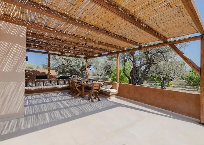 Casa Napais Earth Retreat * Archangelos (Rhodes)