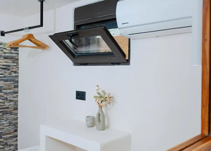 Casa Napais Earth Retreat Vila