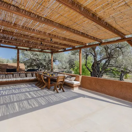 Casa Napais Earth Retreat * Archangelos (Rhodes)